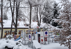 Ogród przedszkolny zimą